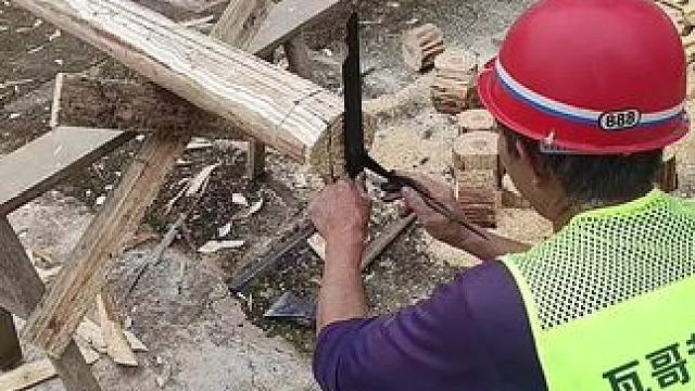 专业换瓦#施工现场实拍 #专业的事交给专业的人 #质量第一诚信为本 #屋面瓦 #旧房翻新瓦片