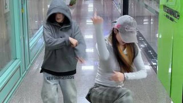 很爱我普通的生活#女大学生 #dance #hiphop #松弛 #三明治team
