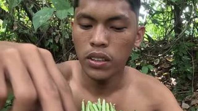 吃大蒜头 #东南亚美食 #奇特美食大搜罗