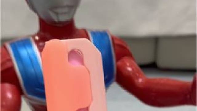 快来看看我能把玩具给变出来#儿童玩具 #奥特曼玩具 #小盆友玩具