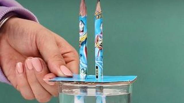 经常给孩子看这套漫画物理化百科书，不仅提升孩子科学思维，更能为以后打下坚实的物理化基础#每天跟我涨知