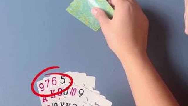 #是时候展现真正的牌技了 #高手都在玩 #JJ斗地主小游戏