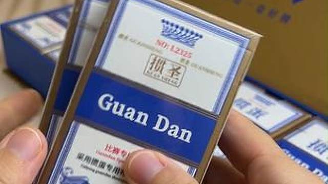 掼圣掼蛋是赛事专用扑克牌，采用4A级蓝芯纸制作，双面布纹， 手感细腻有质感，1条10副装，性价比非常