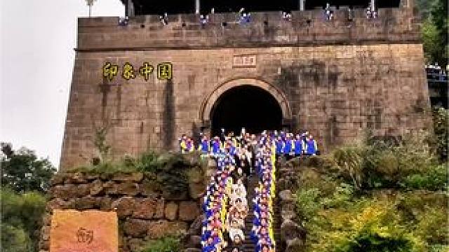 跟着诗歌游剑门，万人诵读《蜀道难》前期彩排中#剑阁是个好地方#聚焦广元文旅大会#一帧中国·大美广元 