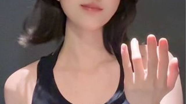 被艾特的t穿包臀裙给你跳舞 #尾律 #反差 #媚女 #长发t