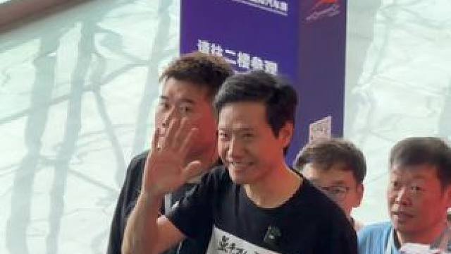 #大气 #广州车展现场 #2024广州国际车展 #车展随手拍 #雷军