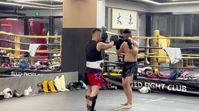 清理库存1#泰拳 #格斗 #日常训练