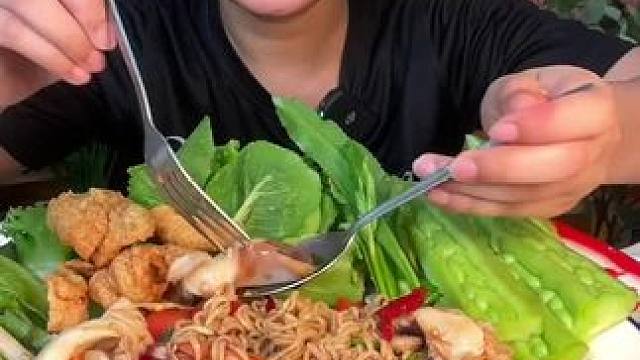 泰国美女 #泰国美食#东南亚美食