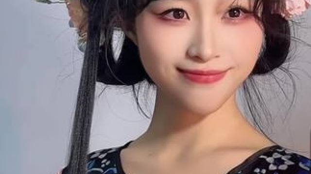 粉色娇嫩 你如今几岁了 #国风 #汉服妆造 #汉服发型教程 #手残党也能学会的发型 #清汉女