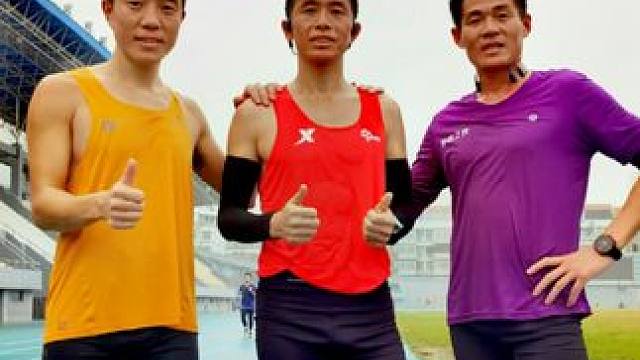 邯郸马拉松大课堂第一堂 三剑客的第一堂训练课24公里有氧耐力跑，配速355始313收尾。邯郸一哥武安