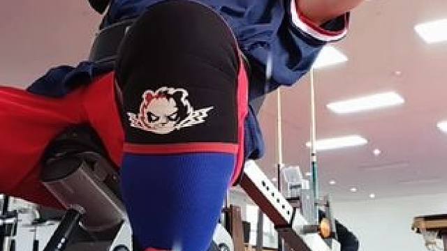 没有人懂你的快乐
更没有人怜悯你的苦痛
#人类的悲喜并不相通