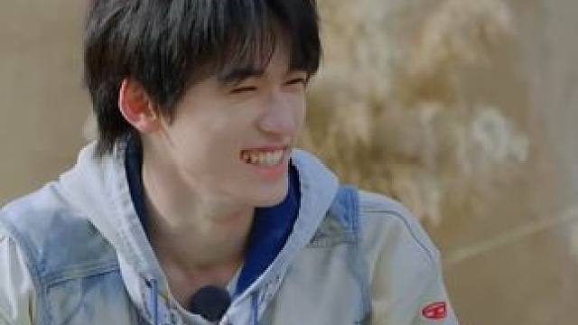 #宋亚轩说沈腾内心是黑色的 小宋主打一个表面勇敢开麦啊#宋亚轩 #现在就出发