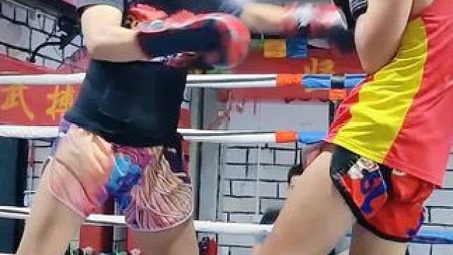 如果不放手一搏，怎么能单车变摩托 #格斗 #全力以赴