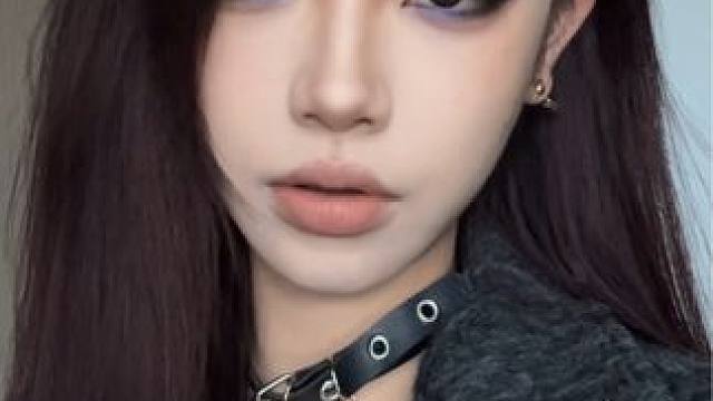 不好意思 媚女
#妆容分享 #变装 #化妆前后对比 #美丽坏女人 #妆前妆后