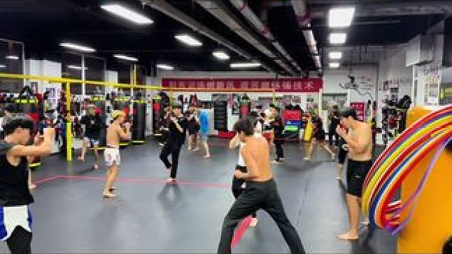 龚艳丽搏击俱乐部主打一个真实、防身 比赛 就业 教练员培训、一技之长！#零基础学格斗 #散打搏击 #