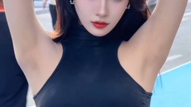 不说永远在每个瞬间#车模之家 #模特之家