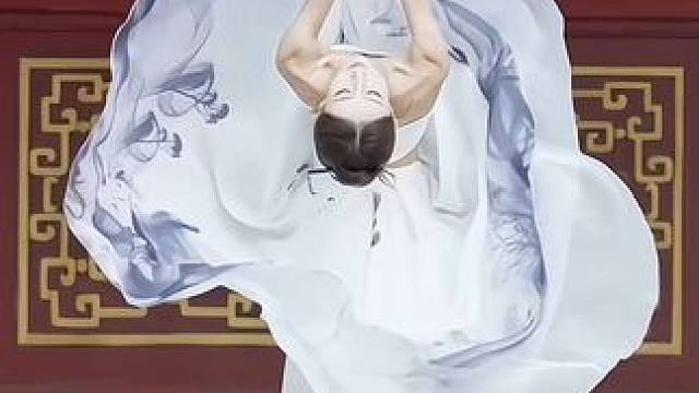 可否成为小将军的意中人#古典舞 #青丝 #古风变装