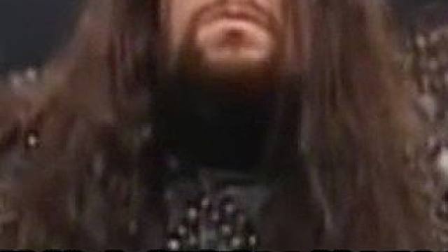 兄弟背叛，送葬者底线一再被触碰，凯恩这一次踢到铁板了 #摔角 #动作电影