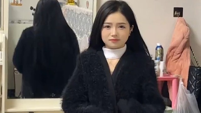 镜子里虎背熊腰