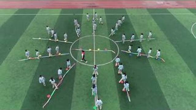 小学体育民间项目（跳房子）加体能课课练，海绵棒的巧妙运用#体育课 #体育老师#体育教学#体育优质课#