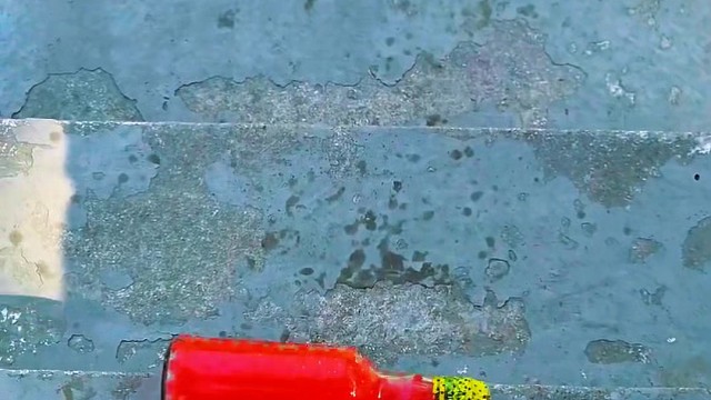 楼梯滚瓶子爆破解压时刻