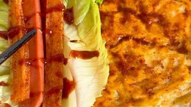 #不敢想象这一口多好吃 #哎呀妈呀太香了 #谁吃谁知道 #好吃到停不下来 #吃个大大的披萨吧