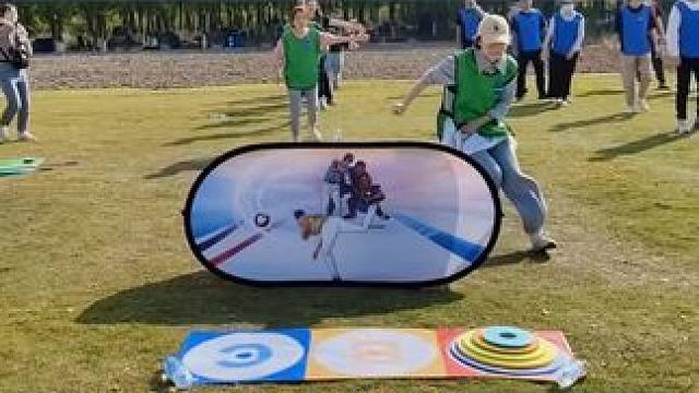 团队汉诺塔 #团队汉诺塔 团队团建玩什么游戏，这个游戏很有料#超大汉诺塔#汉诺塔游戏#团建汉诺塔#益