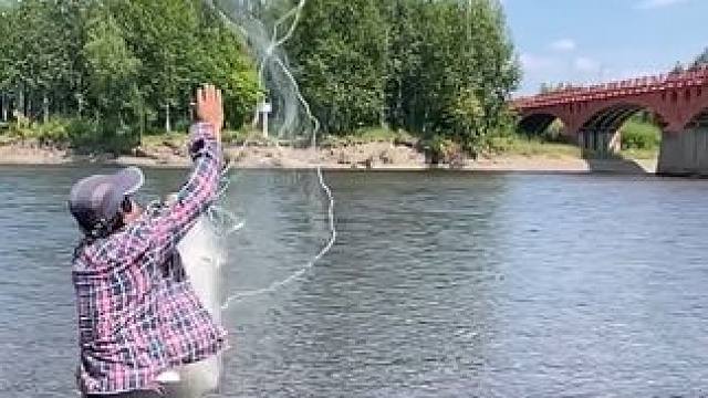 #户外捕鱼 #撒网