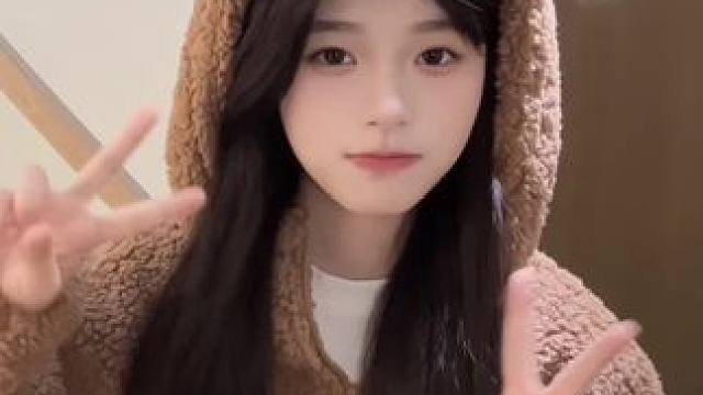 是谁的心跳在乱叫 #甜甜的手势舞