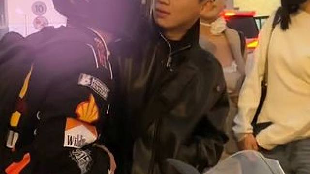 兄弟你好香，跟我走吧 #滑板 #机车