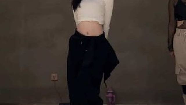 今天当一把氛围感美女 #putalittleumphinit #珂铭编舞 #舞蹈课堂随拍 #jazz