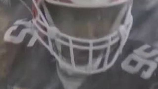 大雪下的北美橄榄球场更具观赏性，快乐加倍；#匹兹堡钢人队 #nfl星计划 #nfl #橄榄球入坑瞬间