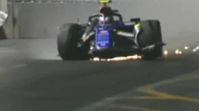 威廉姆斯车队每辆车居然还有一套配件，不差钱呀；#f1 #方程式赛车 #赛车 #法拉利 