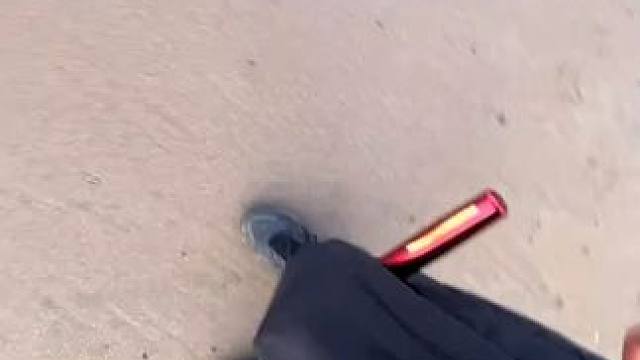 你以为是钢笔，其实是。。。 #玩个很新的东西 #鱼竿