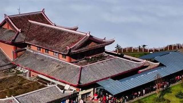 人这一生总要来次峨眉山金顶吧#佛教圣地 #灵山胜境 #金顶 #一座寺就是一座城 #旅行推荐官