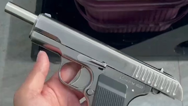 帅气的手柄把玩儿，喜欢的私