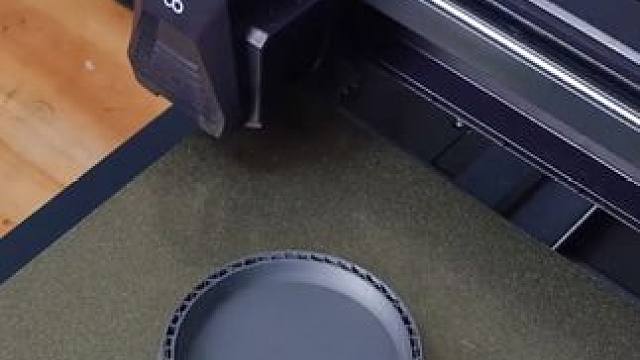 我：再也不打印没用的东西了，第二天，工具箱 #3d打印