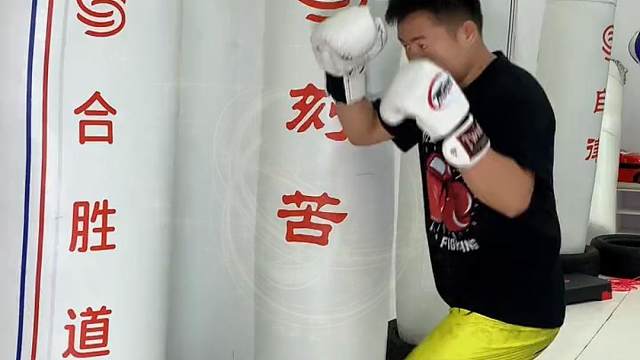 新手必练的爆肝组合拳法，轻易不要使用 #拳击 #格斗 #搏击 #日常训练 #干货教学 