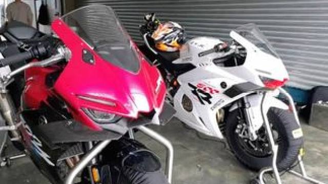 偶遇张总的500RR赛道测试 #张雪机车  #张雪500rr