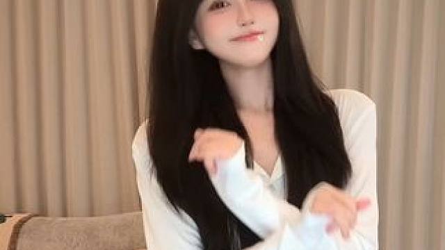 谁能陪我过个冬！#秋去冬来慢摇我先跳 #陪我过冬 #浅跳一下