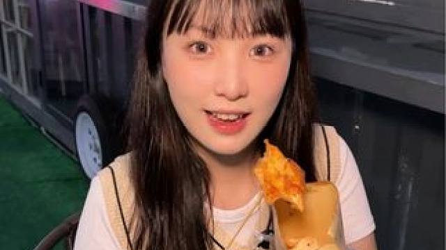 羡慕每天挤3号线的友友们～一下地铁就能吃上这个香喷喷的酱香饼哈哈哈哈哈哈#中国人自己的碳水 #省饭课