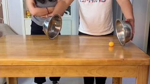 和女儿一起给老婆变个魔术！ #笑花小王令