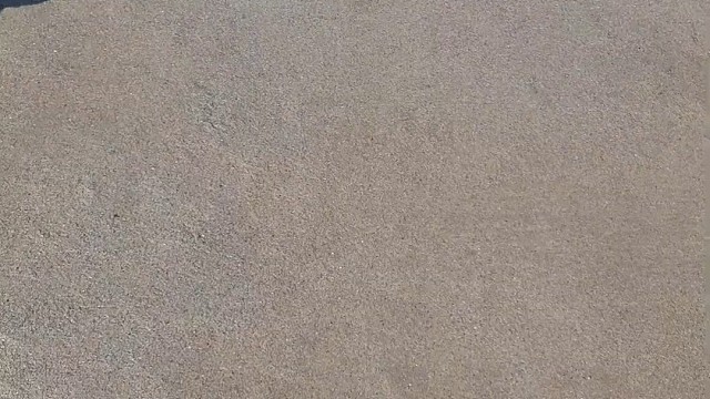 楼梯滚瓶子爆破解压时刻