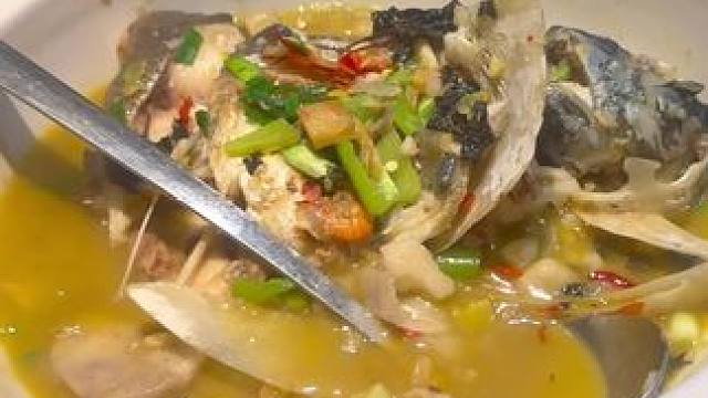 邵老爹邵氏白斩鸡 大师兄邵氏白斩鸡（鱼头炖芋艿），二师兄（小倪哥），餐饮网红齐聚#