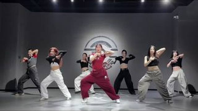 I BODY BODY WHO～#BODY #MEOVV #翻跳 #KPOP #女团