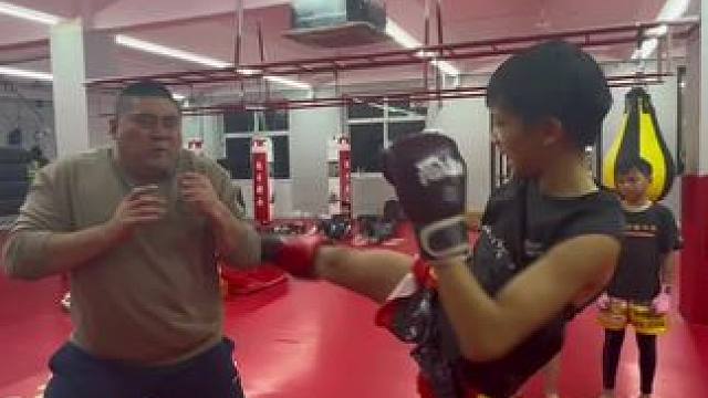 日常搞笑训练 打师父是我徒弟们最大的乐趣！#搏击男孩 #少儿格斗 #强身健体增强免疫力 #一切为了孩