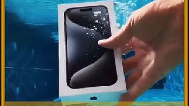 手机能不能在水里充电！ #手机 #实验 #科普