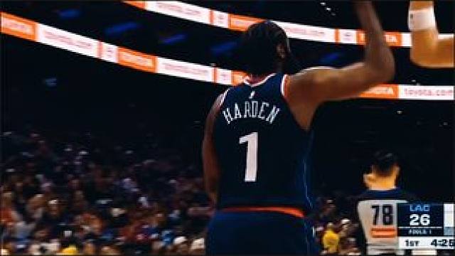 #快船 #篮球 #哈登 
快船以11胜7负的战绩再次反超掘金，升至西部第五。防守致胜，连续4场限制对