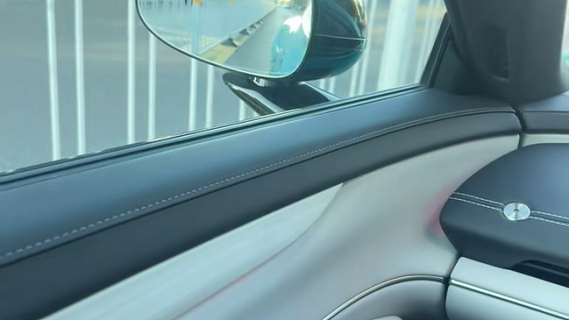 各位多多捧场鄙人直播间