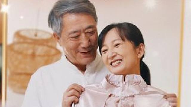 #二婚后包子铺阿姨遇见真爱 #二婚后包子铺阿姨遇见真爱大结局 #二婚后包子铺阿姨遇见真爱后续 #狂龙剧场